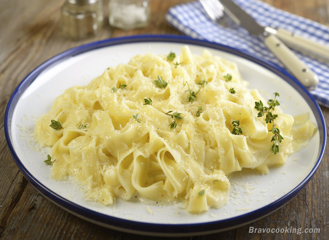 fettuccine alfredo with thyme